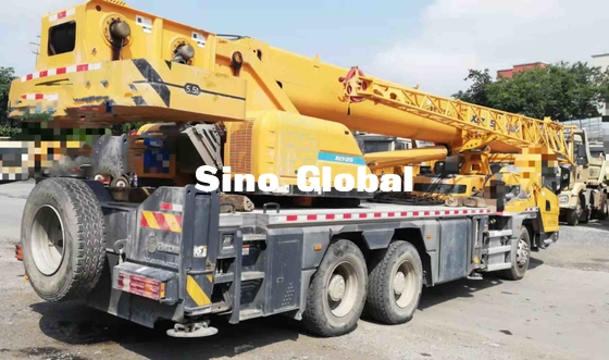 ২য় হ্যান্ড ক্রেন XCMG 25 টন, ব্যবহৃত ট্রাক মাউন্ট করা ক্রেন 21m টার্নিং ব্যাস